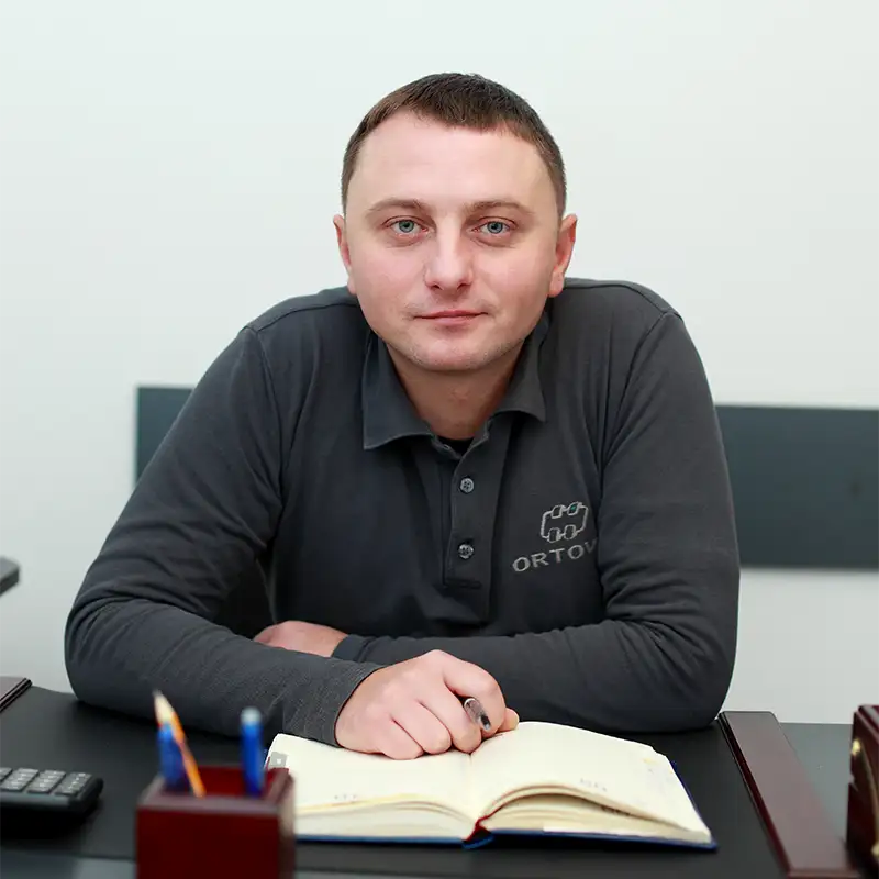 https://ortovin.ua/wp-content/uploads/2026/08/dmitriy-kasyenenko.webp