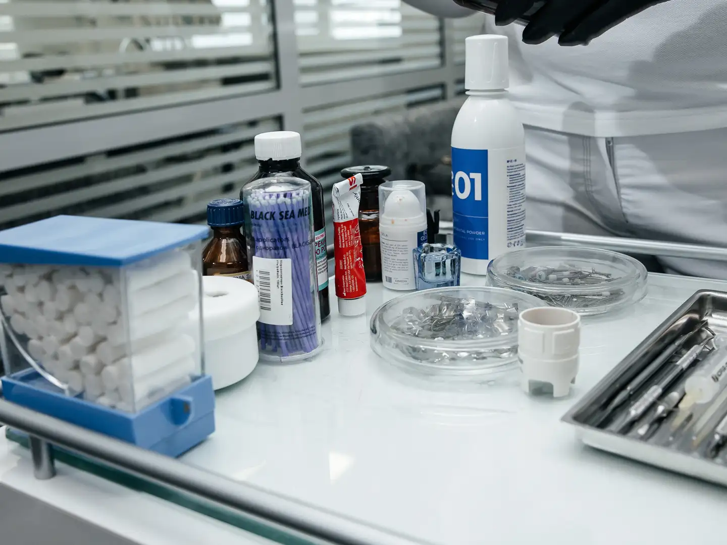 https://ortovin.ua/wp-content/uploads/2026/08/stomatologia-ortovin-af.webp